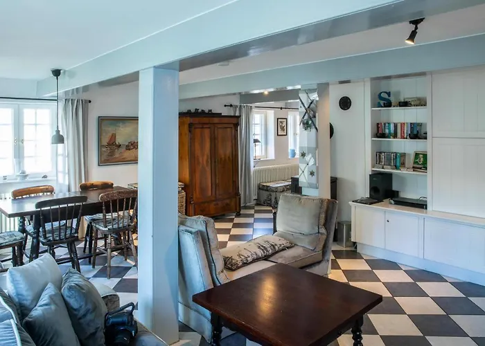 Semesterbostad Strandgut *