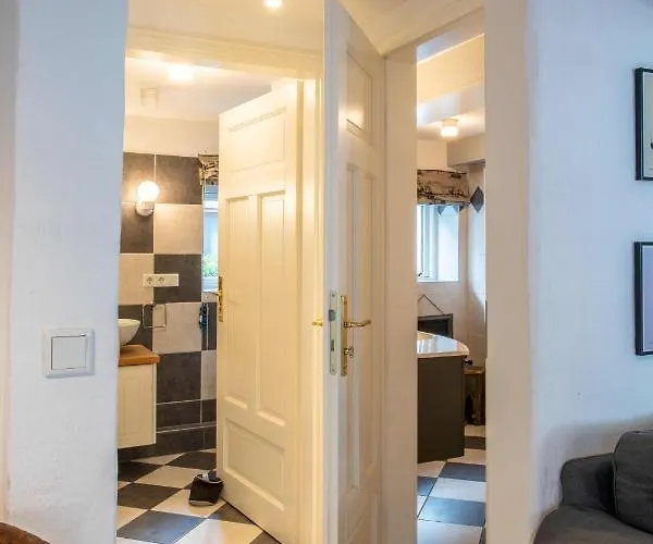 Semesterbostad Strandgut Oevenum